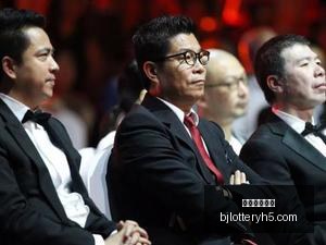 跨界电竞游,戏亮相,新玩法吸睛,北京单场官网,单场彩票,在线投注,数据分析,彩票服务