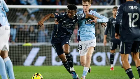 曼城对埃弗顿：英超第18轮平局战报