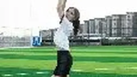 亚历山大力赞祖巴茨：联盟顶尖大个子表现卓越